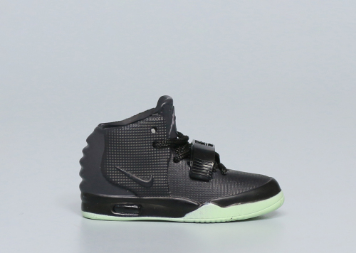 Mini Sneaker Nike Air Yeezy 2 NRG Solar Red 3D keychain