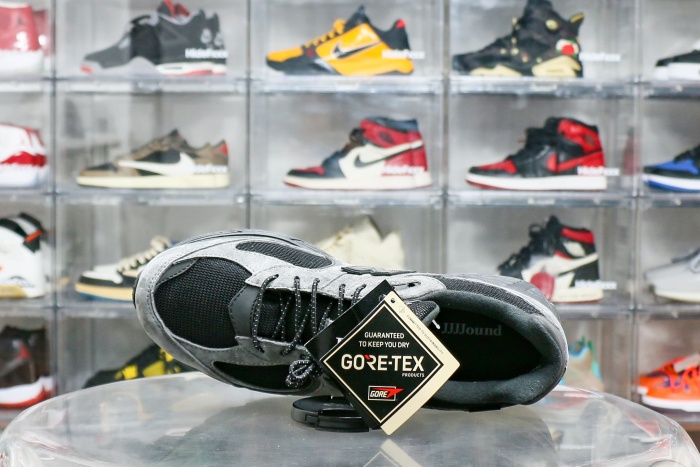 New Balance JJJ Jound X 2002 R GORE TEX Charcoal