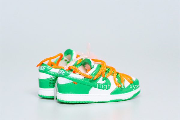 Mini Sneaker Off-White x Nike Dunk Low Pine Green  3D keychain