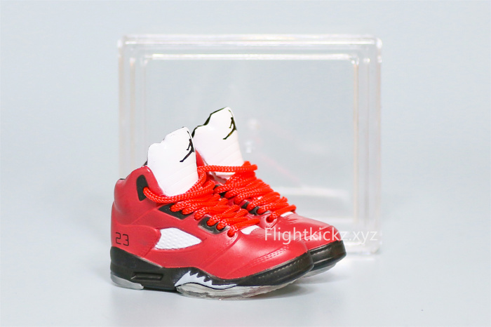 Mini Sneaker Air Jordan 5 Bull 3D keychain