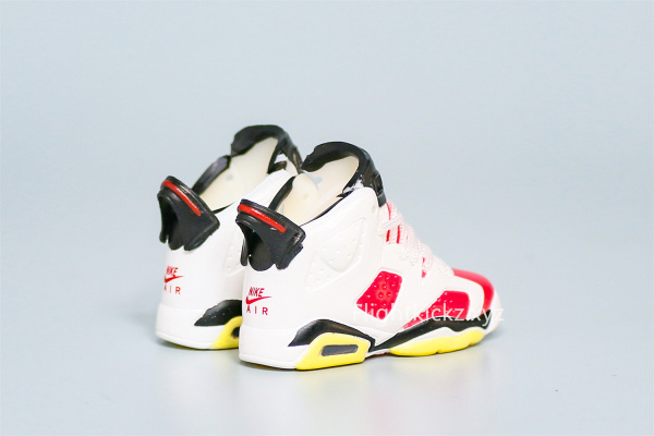 Mini Sneaker Air Jordan 6 Carmine 3D keychain