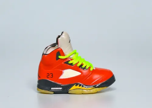 Mini Sneaker Air Jordan 5 Bull Yellowing Sole Green Lace 3D keychain