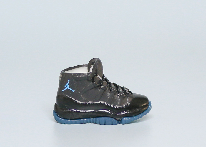 Mini Sneaker Air Jordan 11 Gamma Blue 3D keychain