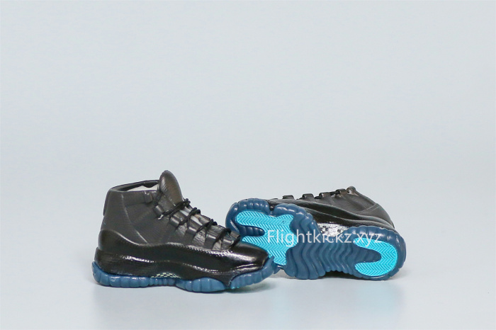 Mini Sneaker Air Jordan 11 Gamma Blue 3D keychain