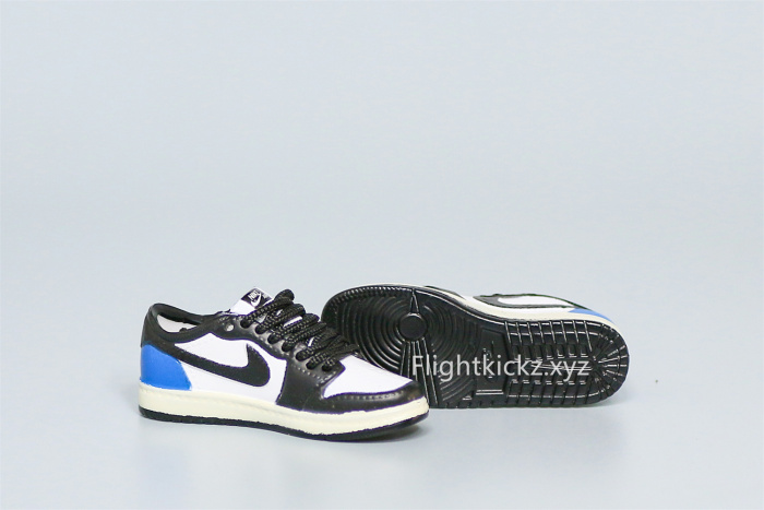 Mini Sneaker Fragment x Air Jordan 1 Low Black Laces 3D keychain