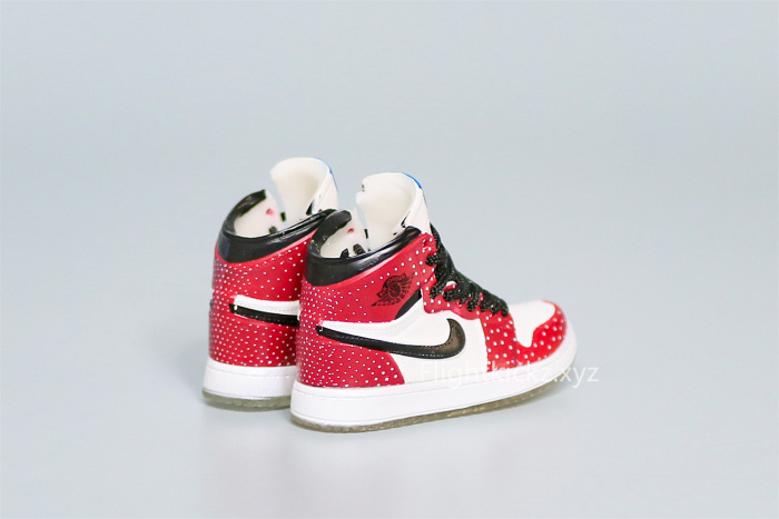 Mini Sneaker Air Jordan 1 Spider Man 3D keychain