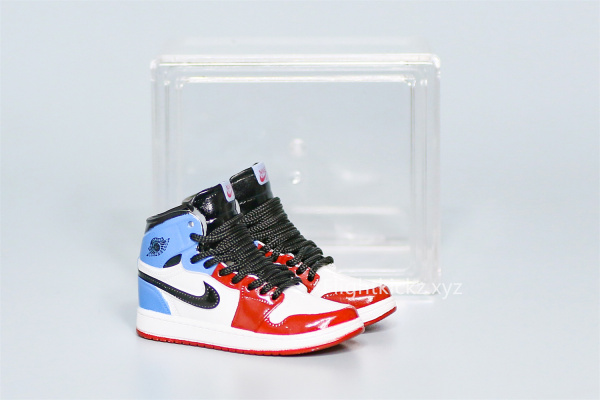 Mini Sneaker Air Jordan 1 Retro Fearless  3D keychain