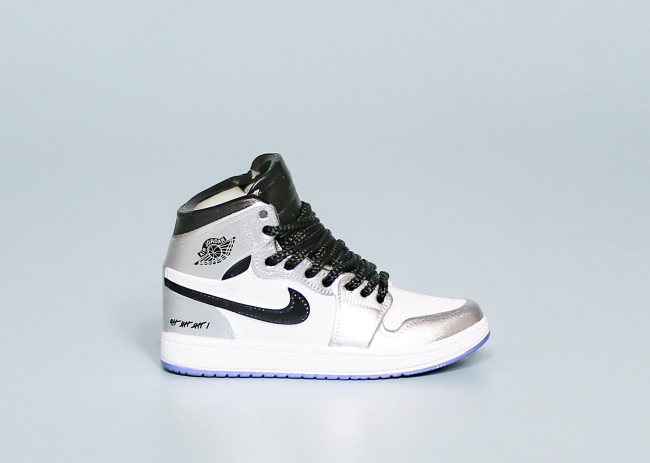 Mini Sneaker Air Jordan 1 High Retro  Think 16/Kawhi Leonard  3D keychain
