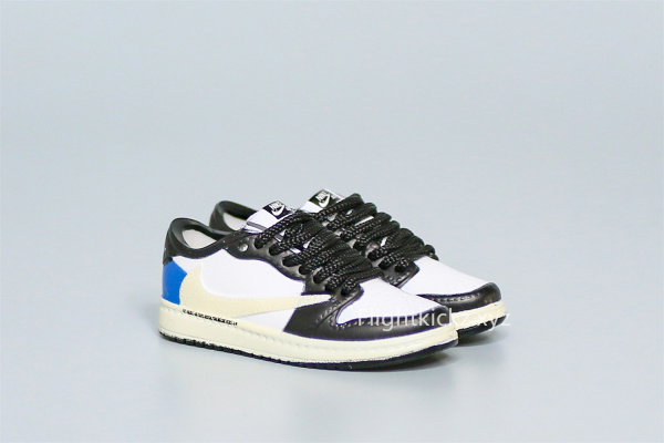 Mini Sneaker Fragment x Air Jordan 1 Low Black Laces 3D keychain