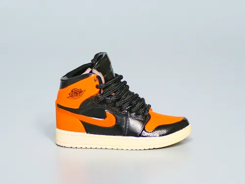 Mini Sneaker Air Jordan 1 Retro High Og Shattered Backboard 3.0 3D keychain