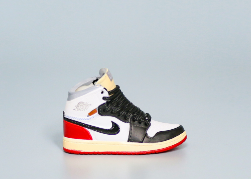 Mini Sneaker Jordan 1 Retro High Union Los Angeles Black Toe 3D keychain