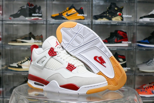 Nike SB x Air Jordan 4  Varsity Red  is a Family & Friends （A1）