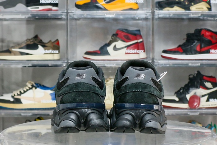 New Balance 9060 Black Cement