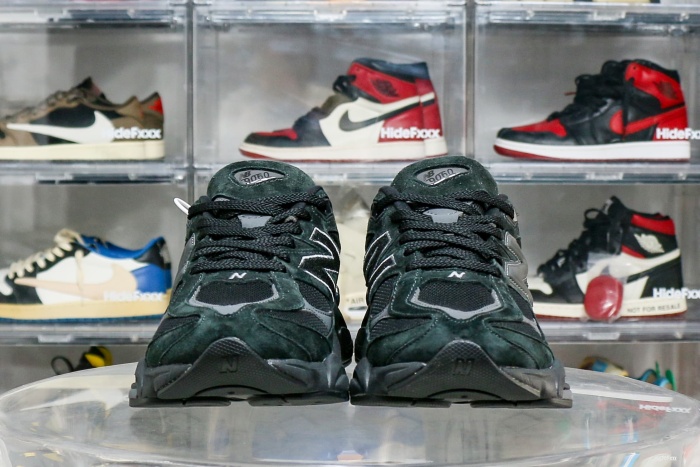 New Balance 9060 Black Cement