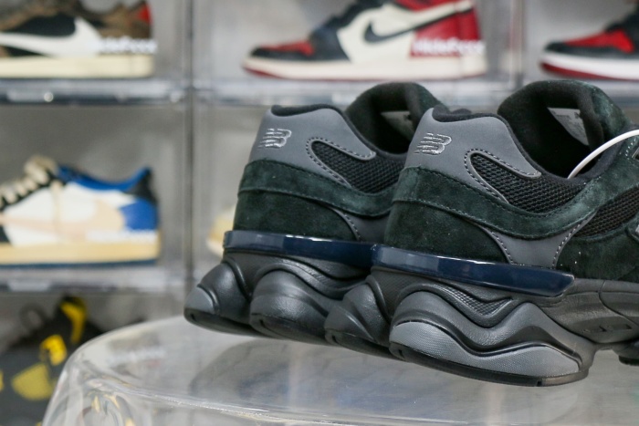 New Balance 9060 Black Cement