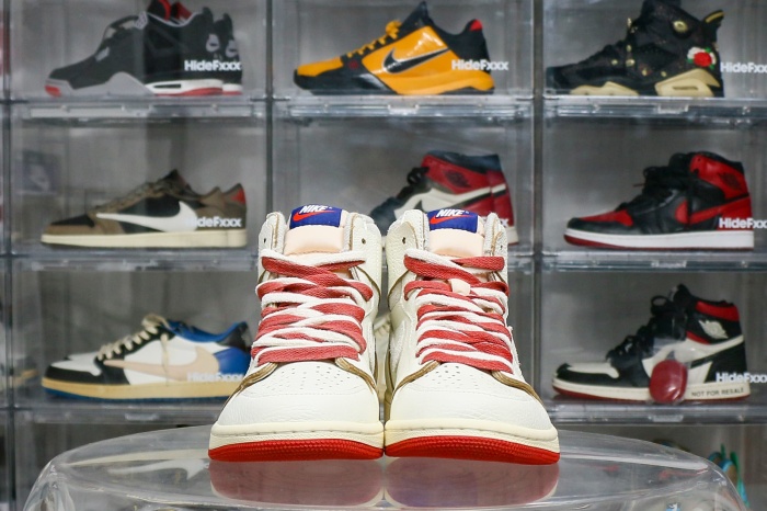 Jordan 1 Retro High Rare Air Sail Cinnabar 2025 (Women's)