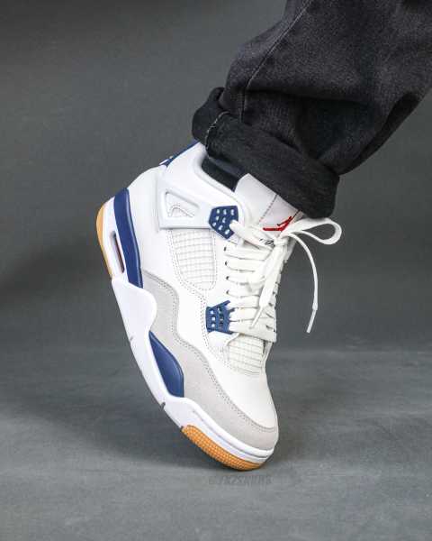 Nike SB x Air Jordan 4 “Navy Blue” 2025（A1）