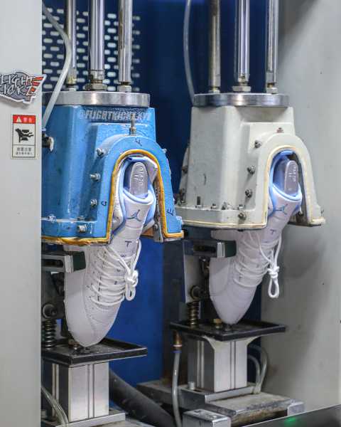 Air Jordan 12 Retro 'Melo' UNC 2025 （A1）