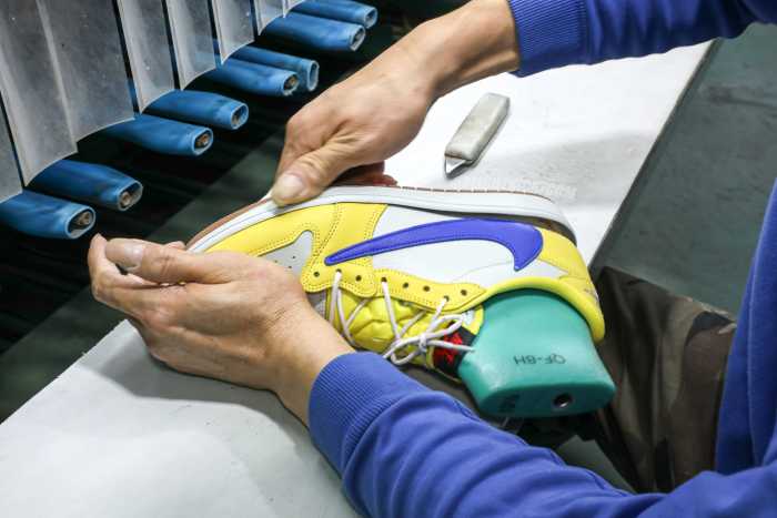 US Warehouse:Travis Scott x Air Jordan 1 Retro Low OG SP “Elkins/Canary Yellow”（A1）