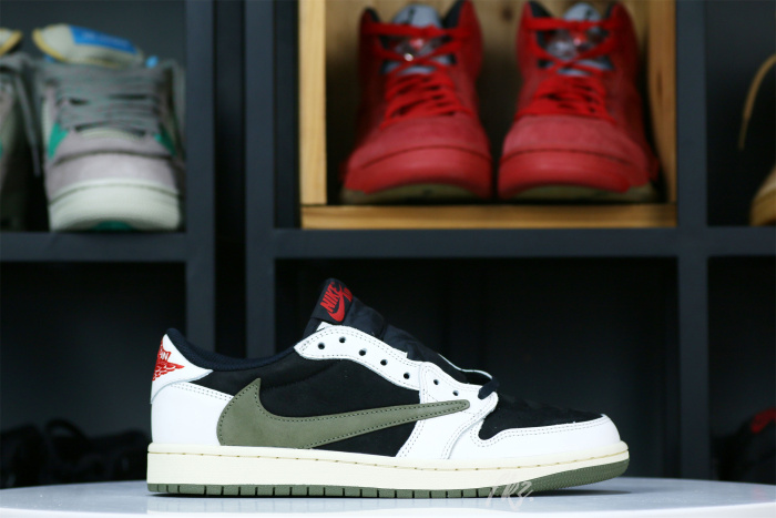 US Warehouse: Travis Scott x Air Jordan 1 Low OG SP WMNS Olive （A1）