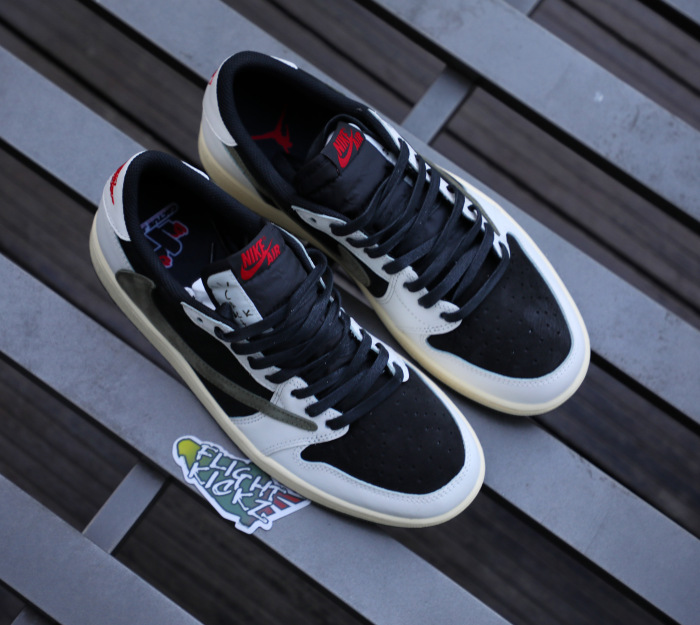 US Warehouse: Travis Scott x Air Jordan 1 Low OG SP WMNS Olive （A1）