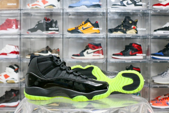 Air Jordan 11 Retro “Black Barely Volt”  2025