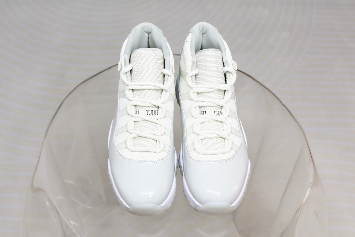 Air Jordan 11 Retro Grand Finale 2025 Sample WMNS