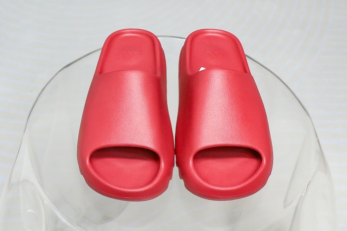 Yeezy Slides Garmine ID5988（A1 Batch）