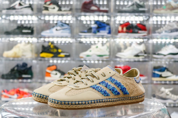 CLOT x Adidas originals GAZELLE BY EDISON CHEN