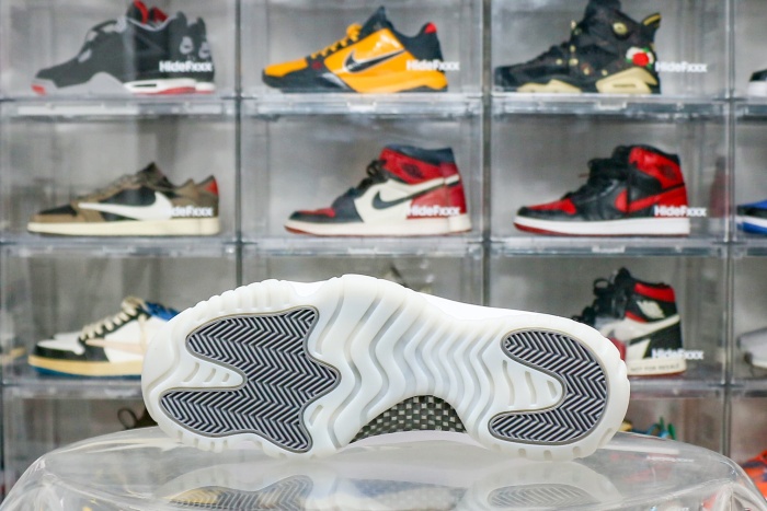 Air Jordan 11 Retro Grand Finale 2025 Sample WMNS