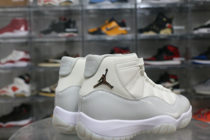 Air Jordan 11 Retro Grand Finale 2025 Sample WMNS