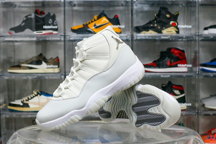 Air Jordan 11 Retro Grand Finale 2025 Sample WMNS