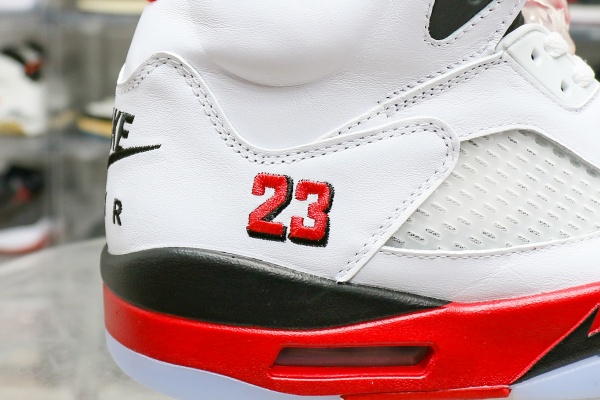 Air Jordan 5 Fire Red Black Tongue 2025 （A1）