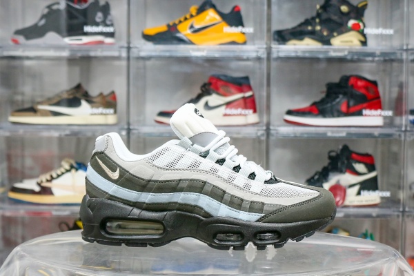 Nike Air Max 95 Jewel Swoosh Grey