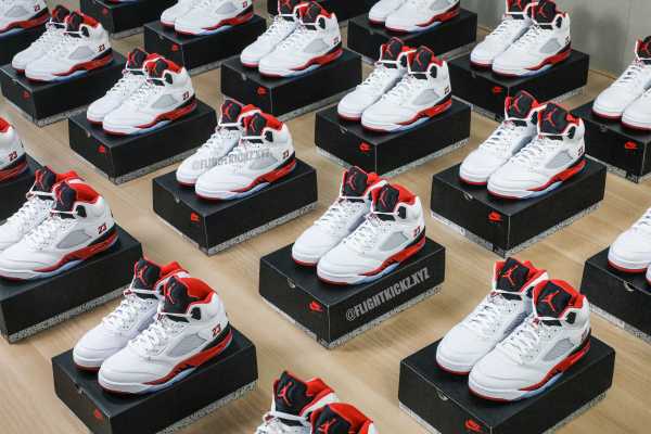 Air Jordan 5 Fire Red Black Tongue 2025 （A1）