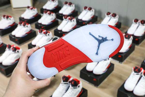 Air Jordan 5 Fire Red Black Tongue 2025 （A1）