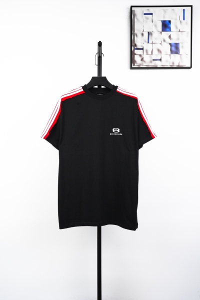 Balanciag@ Unity Sports Icon T-Shirt Oversized in faded black and white Tee