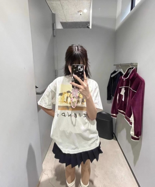 Balanciag@ Friends White Tee
