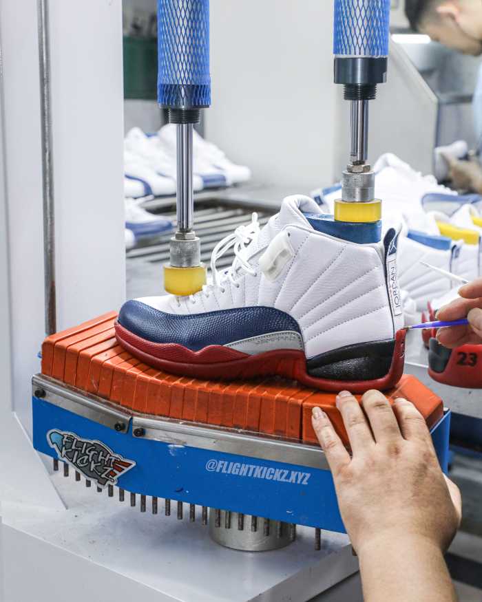 Air Jordan 12 Retro French Blue 2025（A1）