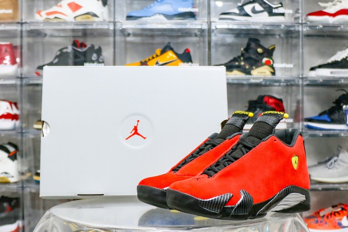 Air Jordan 14 Retro Ferrari 2025 （A1）