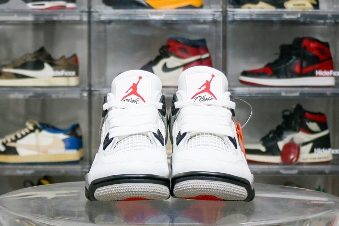 Air Jordan 4 Retro OG 'White Cement' 2025 (Ln5 A1)
