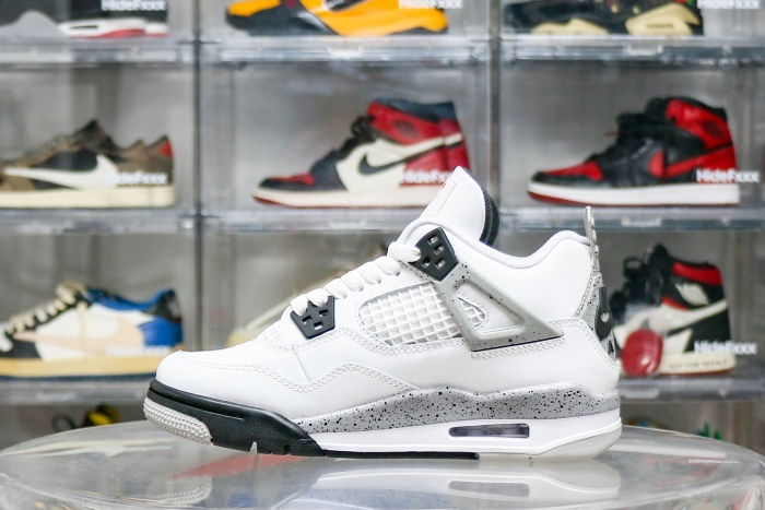 Air Jordan 4 Retro OG 'White Cement' 2025 (Ln5 A1)