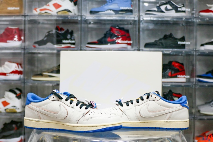 Travis Scott x Fragment x Air Jordan 1 Low OG (Ln5 A1)