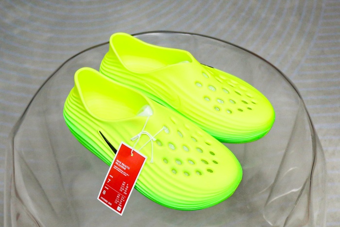 Nike ReactX Rejuven8 Green Strike