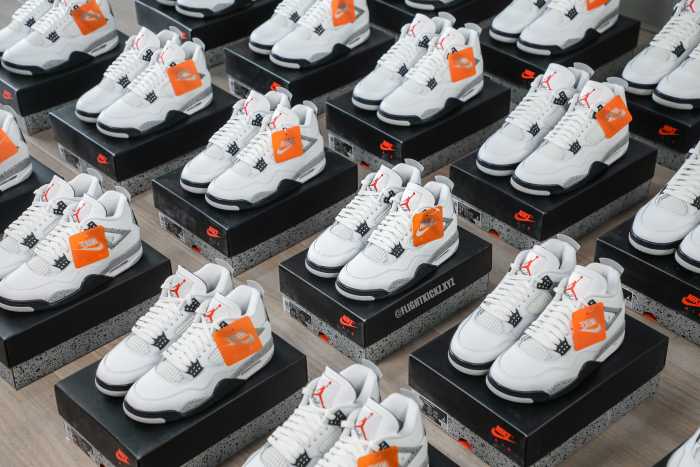 US Warehouse:Air Jordan 4 Retro OG 'White Cement' 2025 ( A1)