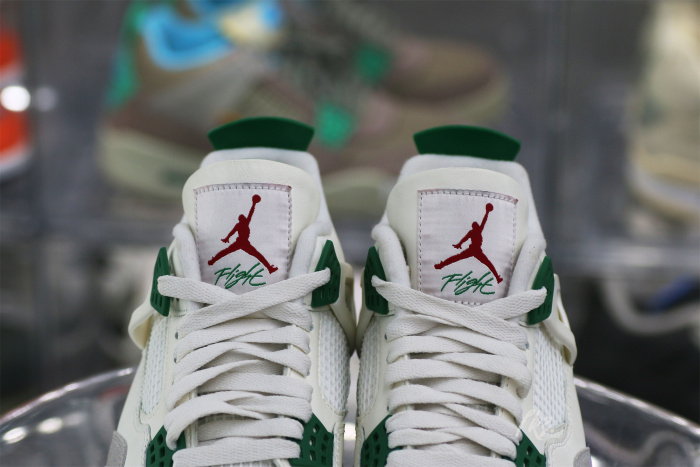 US Warehouse: Nike SB x Air Jordan 4 “Pine Green” 2023 ( A1)