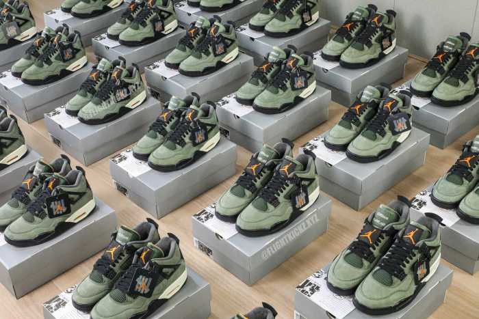 US Warehouse: Jordan 4 Retro OG SP Undefeated 2025 (A1 )