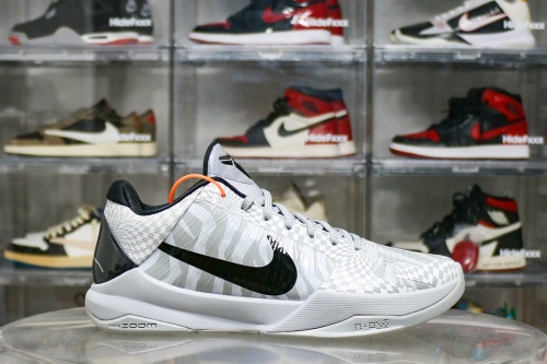 Nike Kobe 5 Protro Zebra PENike Kobe 5 Protro Zebra PE