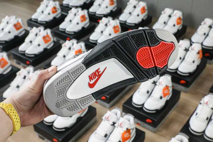 US Warehouse:Air Jordan 4 Retro OG 'White Cement' 2025 ( A1)