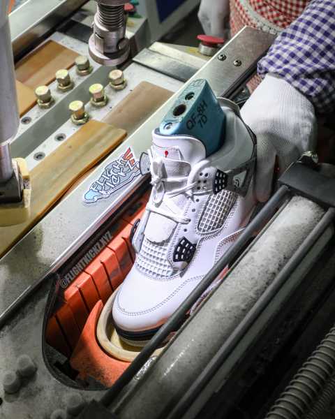 US Warehouse:Air Jordan 4 Retro OG 'White Cement' 2025 ( A1)